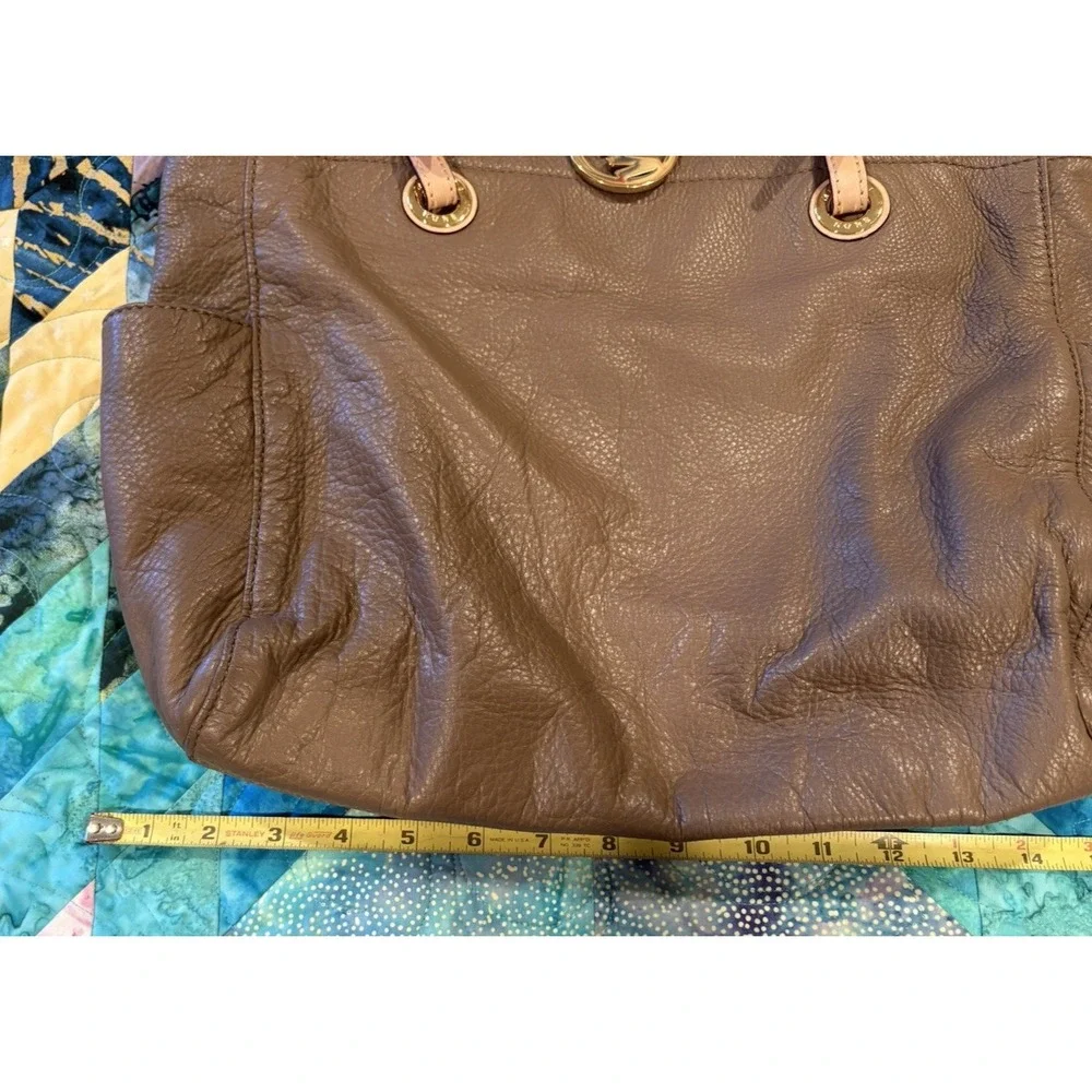 Michael Kors Jet Set Travel Bag Purse Large Brown Solid Gold Hardware Straps EUC